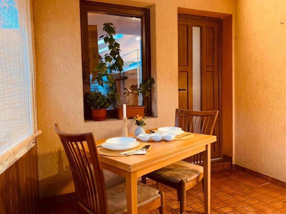 Bright And Pleasant Apartment