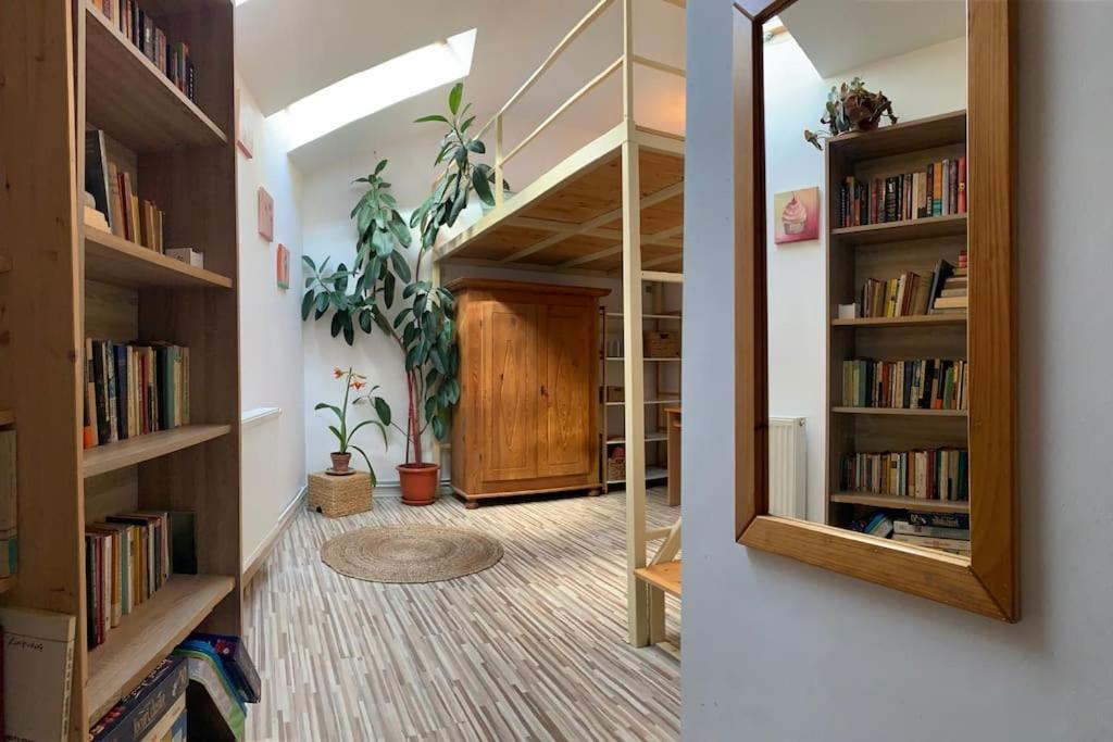 Apartment Bright And Pleasant *